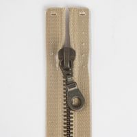 13010-Reissverschluss-M5-Typ-10-tb-45-cm-am-fb-Fl_1.jpg Reißverschluss M5 Typ 10 tb 45 cm am-fb Fla kitt