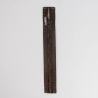 13106-Reissverschluss-M6-Typ-10-ut-18-cm-am-fb-Fla-.jpg Reißverschluss M6 Typ 10 ut 18 cm am-fb Fla dunkelbr