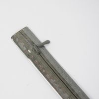 13547-Reissverschluss-S4-Profil-tb-80-cm-Fla-d-grau.jpg Reißverschluss S4 Profil tb 80 cm Fla d-grau