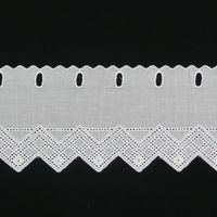 Scheibengardine Meterware Batist weiß mit Stickerei 15cm Breite