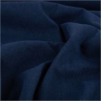 Stretch-Jeansstoff in tiefem Indigo-Blau, washed-Optik mit feiner Struktur, klassisch für Bekleidung und vielseitig kombinierbar - stilvoll drapiert