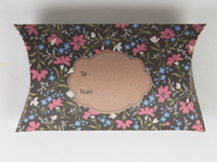 Geschenkverpackung Pappe Blumen 7x13x2cm