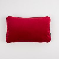 42747-Schoener-Leben-Samtkissen-mit-Kederumrandun_1.jpg SCHÖNER LEBEN. Samtkissen rot 30x50cm