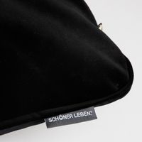 SCHÖNER LEBEN. Samtkissen schwarz 70x70cm