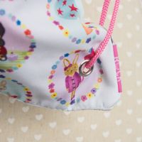 48145-Rucksack-Beutel-Kids-mit-Kordeln-Hase-weiss_4.jpg Rucksack Turn-Beutel Kids mit Kordeln Hase weiß rosa 36x40cm