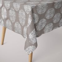 50393-Dekostoff-Leinenstruktur-Adagio-Ornament-Me_8.jpg Dekostoff Leinenstruktur Ornament taupe silber