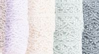 51245-Haekelband-auf-Tuell-Blumen-weiss-Breite--2_1.jpg