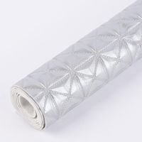 53125-Kunstleder-Stoff-Abschnitt-Dreiecke-silberfar.jpg Kunstleder Stoff Abschnitt Dreiecke silber 50x68cm