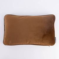 53462-SCHoeNER-LEBEN--Samtkissen-mit-Kederumrandu_1.jpg SCHÖNER LEBEN. Samtkissen mit Keder cognac 30x50cm