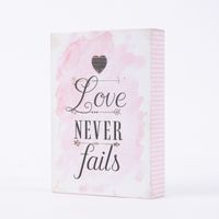 56154-Clayre-und-Eef-Schild-Love-never-fails-Holz-r.jpg Clayre & Eef Schild Love never fails Holz rosa 9x2x13cm