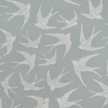 Clarke & Clarke DekostoffBaumwollstoff Schwalben mint 138cm