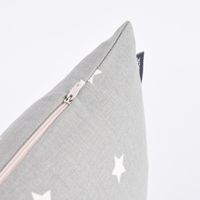 SCHÖNER LEBEN. Kissenhülle Twinkle Sterne grau weiß 30x50cm