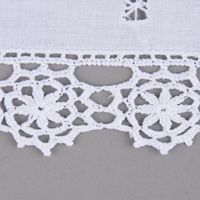 60006-Panneaux-Meterware-mit-Schlaufen-und-Haekelblume-weiss-20cm-Hoehe-KW27-72567Capture0123.jpg Häkelspitze Häkelgardine Panneaux Meterware mit Schlaufen und Häkelblume weiß 20cm Höhe