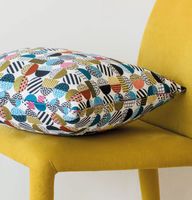 Dekostoff Jacquard geometrisch Kreise weiß schwarz bunt 1.5m Breite