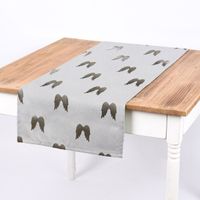 SCHÖNER LEBEN. Tischläufer Engelsflügel weiß silber metallic