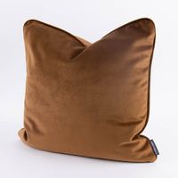63550-SCHoeNER-LEBEN--Samtkissen-mit-Kederumrandung-und-Federfuellung-cognac-50x50cm-SCHoeNER-LEBEN--Samtkissen-mit-Kederumrandung.jpg SCHÖNER LEBEN. Samtkissen mit Keder cognac 70x70cm