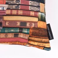 67708-SCHoeNER-LEBEN--Kissenhuelle-Digitaldruck-Buecher-Books-bunt-40x40cm-KW27-112582Capture0016.jpg SCHÖNER LEBEN. Kissenhülle Digitaldruck Bücher Books bunt 40x40cm