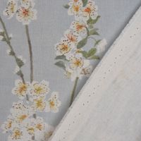 Dekostoff Baumwolle Mandelblütenzweige hellblau 140cm