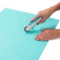 Prym Love faltbare Schneideunterlage eckig mint 45x60cm