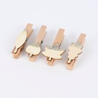 69769-Rico-Design-Dekoclips-Blaetter-Mix-mit-Glitter-Holz-natur-gold-4-Stueck-4-8cm-KW40-120727Capture0224.jpg Rico Design Dekoclips Blätter Mix mit Glitter Holz natur gold 4 Stück 4.8cm