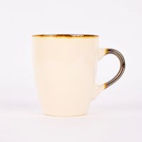Mix and Match Tasse Keramik Glasur an Griff und Rand 340ml 8.5x12x10cm