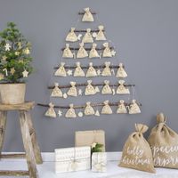 70636-DIY-Adventskalender-mit-24-Saeckchen-und-Holz-Zahlen--KA2-019ME-05-H.jpg DIY-Adventskalender mit 24 Säckchen und Holz-Zahlen