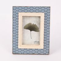 Sass & Belle Bilderrahmen Wellenmuster Shabby-Optik Holz weiß braun blau 18.5x23.5cm