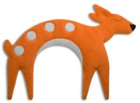 72242-Leschi-Waermekissen-Rehkitz-orange-grau-100--Bioweizenfuellung-37049-warming-pillow-fawn-sunrise-teaser-01.jpg Leschi Wärmekissen Rehkitz orange grau 100% Bioweizenfüllung