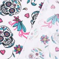 72554-Baumwollstoff-Totenkoepfe-Blumen-Blaetter-weiss-pink-tuerkis-1-5m-Breite-KW6-136215Capture0065.jpg Baumwollstoff Totenköpfe Blumen Blätter weiß pink türkis 1.5m