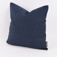 73050-Magma-Kissenhuelle-FELT-dunkelblau-60x60cm--KW8-137897Capture0001.jpg Magma Kissenhülle FELT dunkelblau 60x60cm