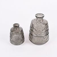 Dekoflasche mit Musterprägung geometrisch Glas verschiedene Farben 7.5x11cm