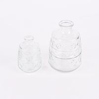 Dekoflasche mit Musterprägung geometrisch Glas verschiedene Farben 10.5x15cm
