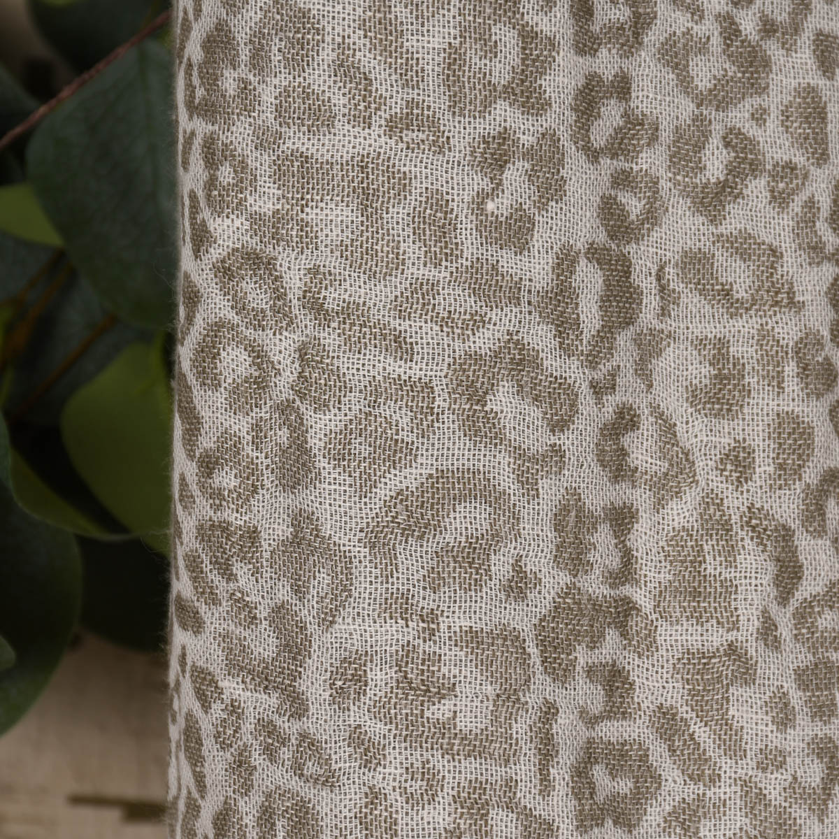 Rasch Textil Dekostoff Leinen Inbetween Safari Leomuster grau 300cm