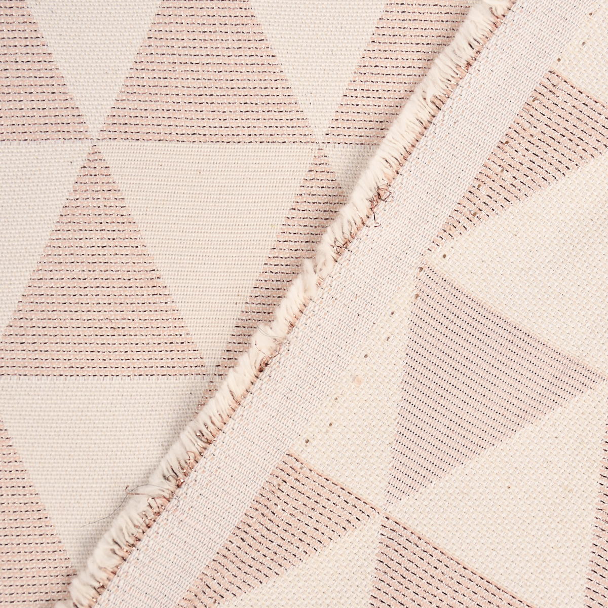 74768-Dekostoff-Jacquard-Doubleface-Premium-Metallic-Triangel-Retro-Scandi-rosa-hellbeige-1-4m-Breite-KW23-151706Capture0091.jpg Dekostoff Doubleface Premium Metallic Triangel Retro Scandi rosa hellb