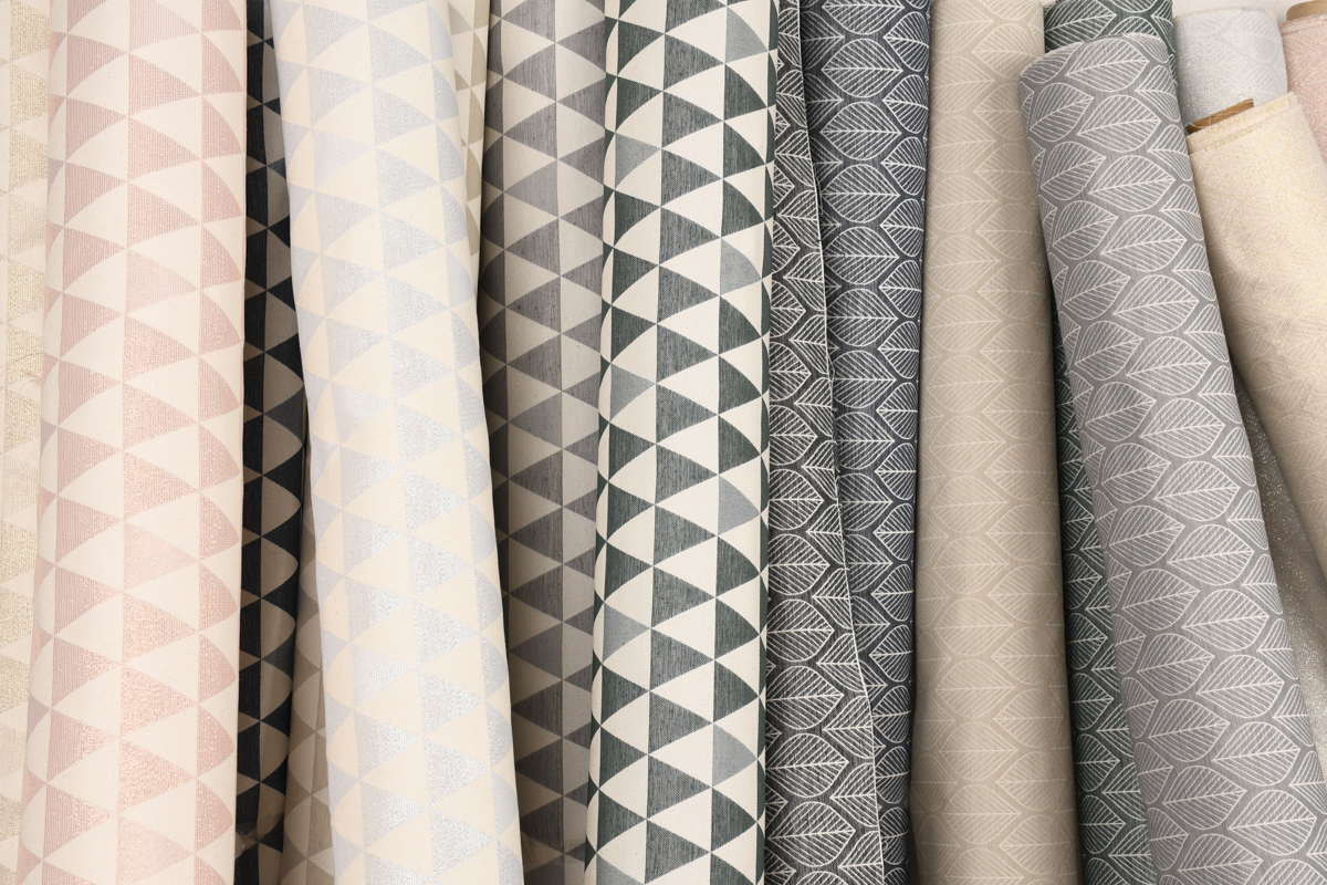74768-Dekostoff-Jacquard-Doubleface-Premium-Metallic-Triangel-Retro-Scandi-rosa-hellbeige-1-4m-Breite-KW23-151732Capture0117.jpg Dekostoff Doubleface Premium Metallic Triangel Retro Scandi rosa hellb