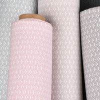 74976-Baumwollstoff-SAIJO-Wellen-Boegen-grafisch-weiss-rosa-1-5m-Breite-KW25-153702Capture0021.jpg Baumwollstoff SAIJO Wellen Bögen grafisch weiß rosa 1.5m Breite