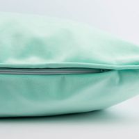 SCHÖNER LEBEN. Samtkissen mit Keder mint 70x70cm