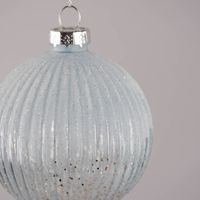 Weihnachtskugel Ice Cold verschiedene Farben 8cm