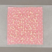 77209-Rayher-Bienenwachslinsen-Kosmetikqualitaet-ohne-Zusaetze-weiss-200g-31634102-AL.jpg Rayher Bienenwachslinsen Kosmetikqualität ohne Zusätze weiß 200g