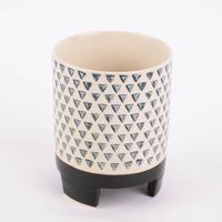 Sass & Belle kleiner Übertopf auf Füßen Dreiecke beige schwarz dunkelblau 10.5x13cm