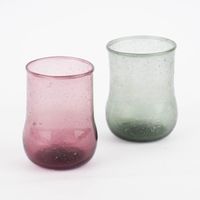 78913-C-EST-BON-Trinkglas-bauchig-lila-7x10cm--DxH--KW8-2022-180817Capture0132.jpg C'EST BON Trinkglas bauchig lila 7x10cm (DxH)