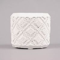Pflanztopf klein Rautenmuster geprägt Beton weiß 8x7cm