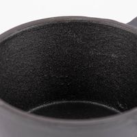 Kleiner Kochtopf Gusseisen mit Griffen schwarz 10x17cm