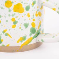 Sass & Belle Tasse Farbspritzer Steinzeug weiß gelb grün natur 360ml