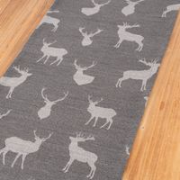 SCHÖNER LEBEN. Tischläufer Jacquard Cosy Hirschen dunkelgrau grau