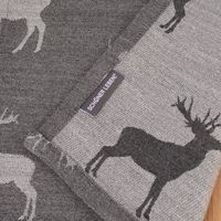 SCHÖNER LEBEN. Tischläufer Jacquard Cosy Hirschen dunkelgrau grau
