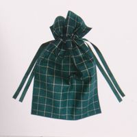 Rico Design Geschenktasche kariert dunkelgrün goldfarbig 30x45cm
