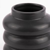 81616-Vase-abstrakt-Wellen-Keramik-anthrazit-11x11cm--KW41-2022-202047Capture0046.jpg Vase abstrakt Wellen Keramik anthrazit 11x11cm