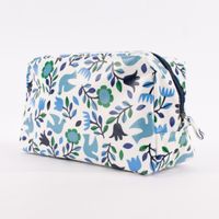 81696-Kulturtasche-Tauben-und-Blumen-weiss-blau-gruen-ca--26x11x14cm-KW42-2022-203198Capture0026.jpg Kulturtasche Tauben und Blumen weiß blau grün ca. 26x11x14cm
