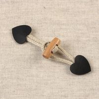 Knebelverschluß Herz für Kinder schwarz natur 2.4x10cm